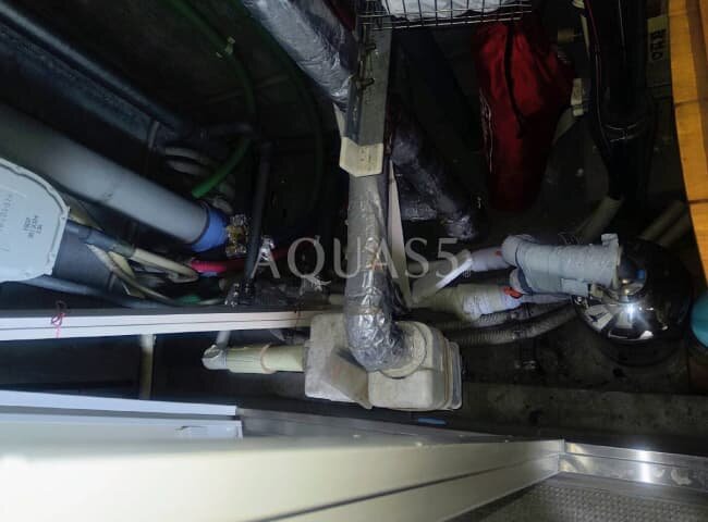 既存のアクアス５のセントラル浄水器が設置してある様子